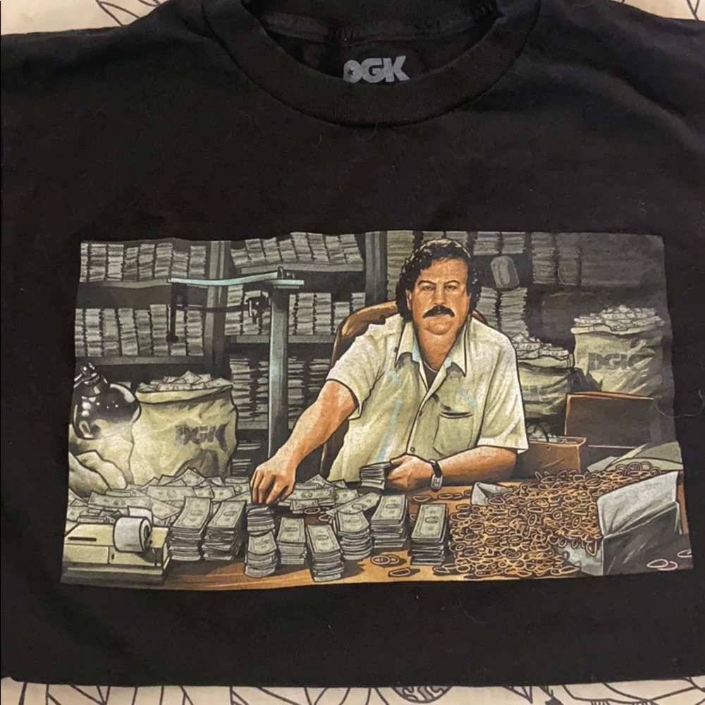 DGK narcos tee